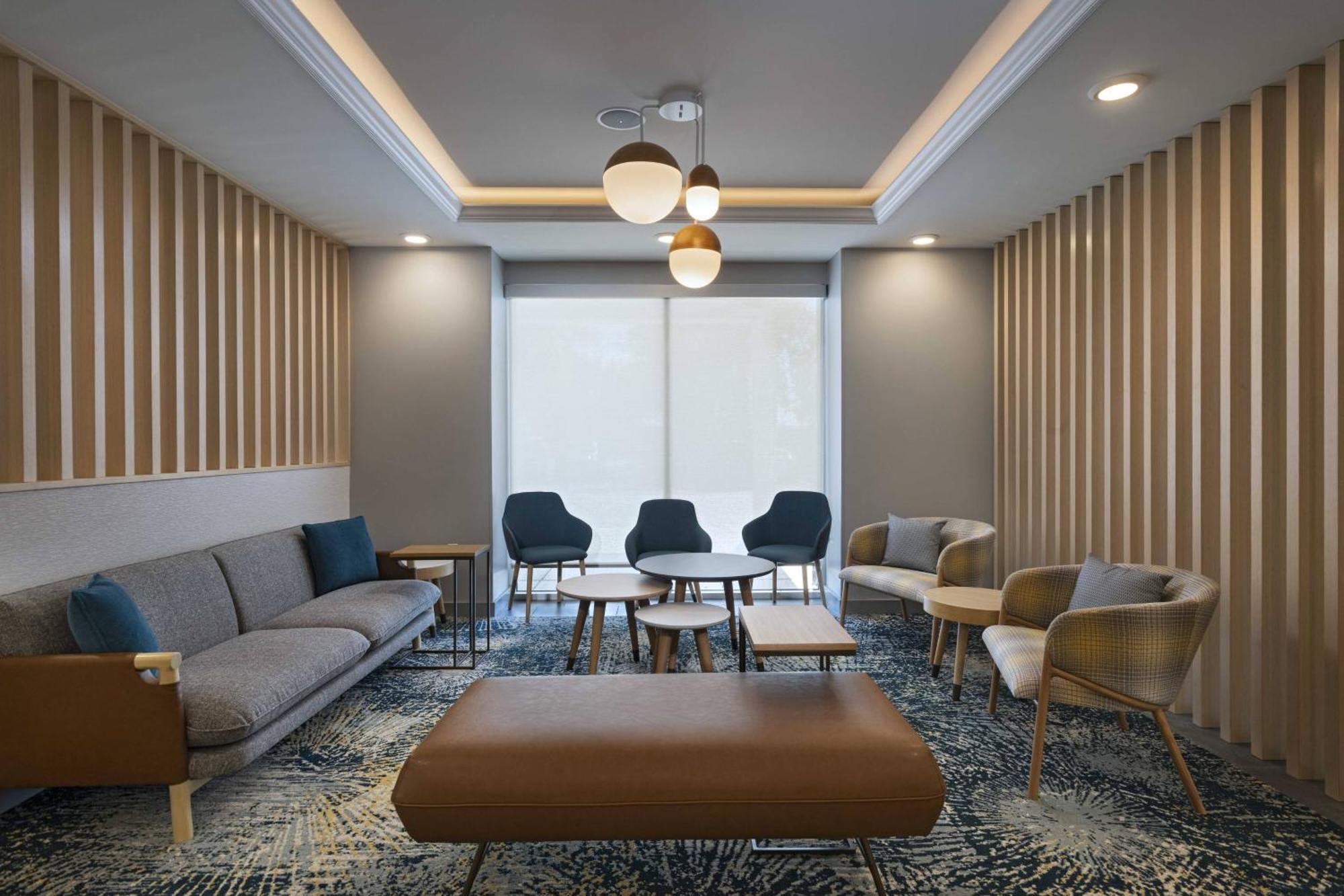 Towneplace Suites By Marriott Brentwood Esterno foto